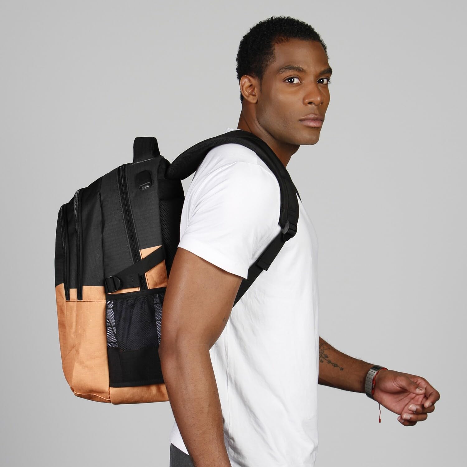 Naruto Dress-Plus Running Backpack, Multicolour, 34 x 46 cm, Capacity 32 L