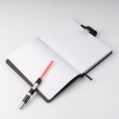 Grupo Erik Notizbuch A5 mit Laserschwert Stift Star Wars Darth Vader Notizbuch A5 Dotted - Notizbuch Klein - Reisetagebuch zum selberschreiben - Bullet Journal Dotted A5 Tagebuch Mädchen und Jungen