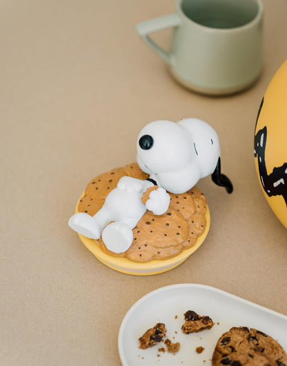 Grupo Erik Keksdose Keramik Peanuts Snoopy - Keksglas mit Deckel Groß 20,5 x 24,6 cm Vorratsbehälter mit Deckel Offizieller Snoopy Fanartikel