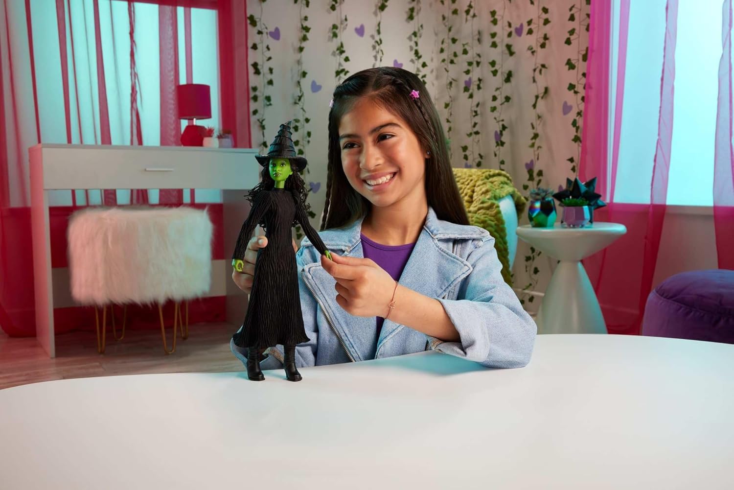 Mattel Wicked, Singing Elphaba Fashion Doll & Accessories, Posable with Movie-Inspired Look & Removable Outfit, Sings “Defying Gravity”, HYM40