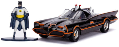 Jada JA31703 1:32 1966 Batmobile with Diecast Figure