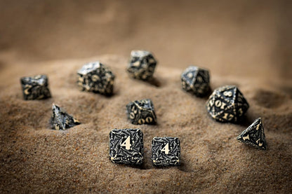 Q-Workshop Dracopolis Dice Set The Scandinavian Blackfang - Dice Accessory for Tabletop Board Card Games - for 1+ Players and Ages 14+