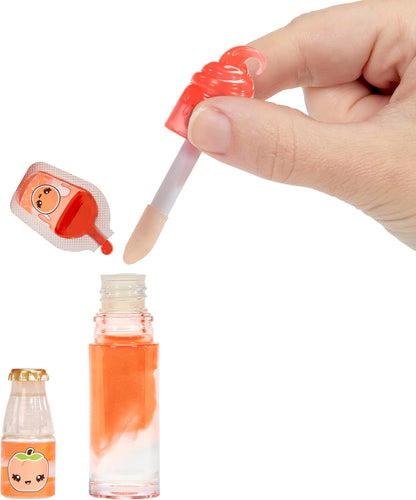 MGA Entertainment Yummiland Lipgloss Doll- Piper Peach