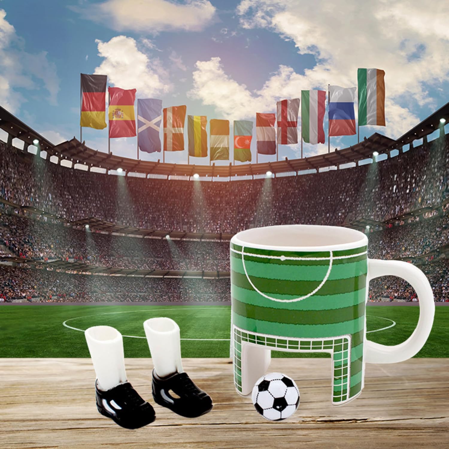 Winkee - Voetbalmok, de sportieve koffiepot voor voetbalfans, theebeker met speelfunctie, ligaspel bij het koffiezuigen