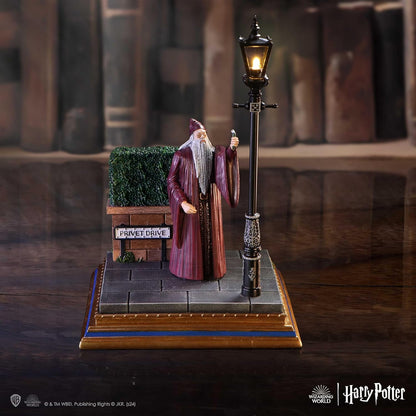 Nemesis Now Harry Potter Privet Drive Light Up Figurine 18.5cm, Resin, Official Harry Potter Merchandise, Dumbledore Scene Lamp, Dumbledore Figurine, Cast in the Finest Resin, Expertly Hand-Painted