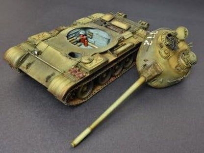 Mini Art 37009 1:35 T-54A m. Interieur-originalgetreue Nachbildung, Modellbau, Plastik Bausatz, Basteln, Hobby, Kleben, Modellbausatz, Zusammenbauen, unlackiert