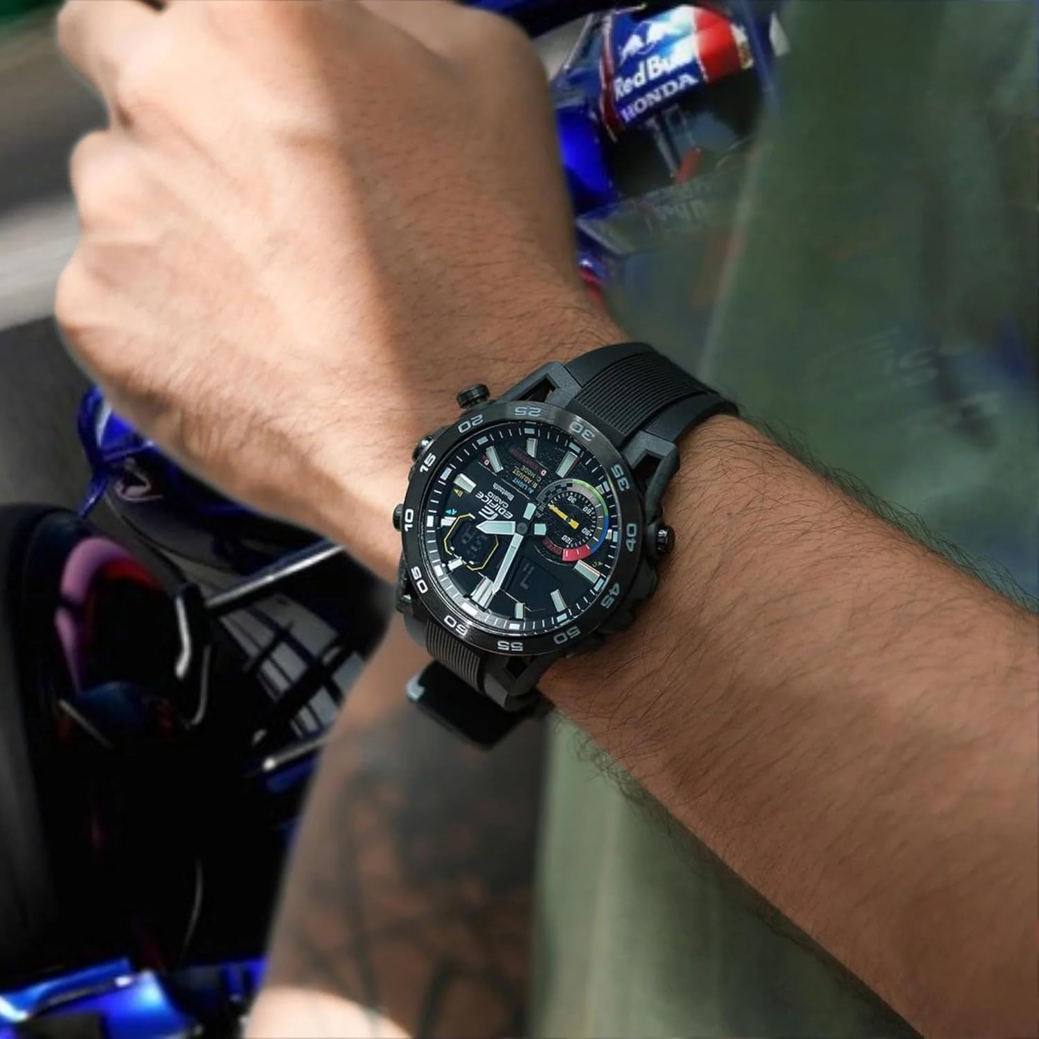 Casio Men Analogue-Digital Quartz Watch with Plastic Strap ECB-40MP-1AEF