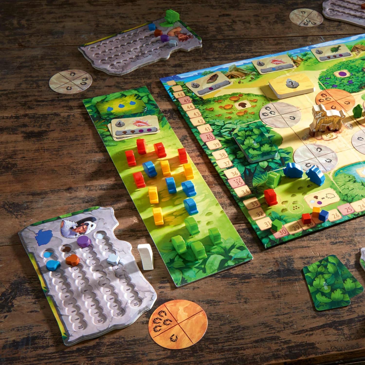 HABA 304546 Honga- A saber-toothed tiger powerful tactical game for 2 to 5 players 8 years and up. English Version (Made in Germany)
