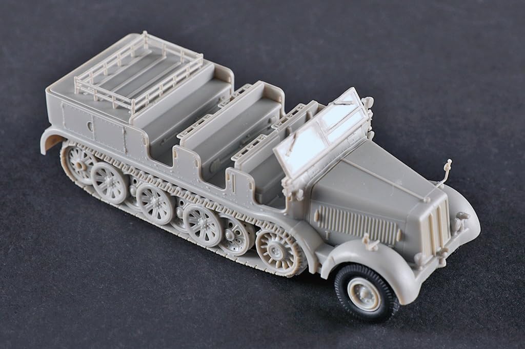 Trumpeter 757403 Model Kit, Multi-Colour