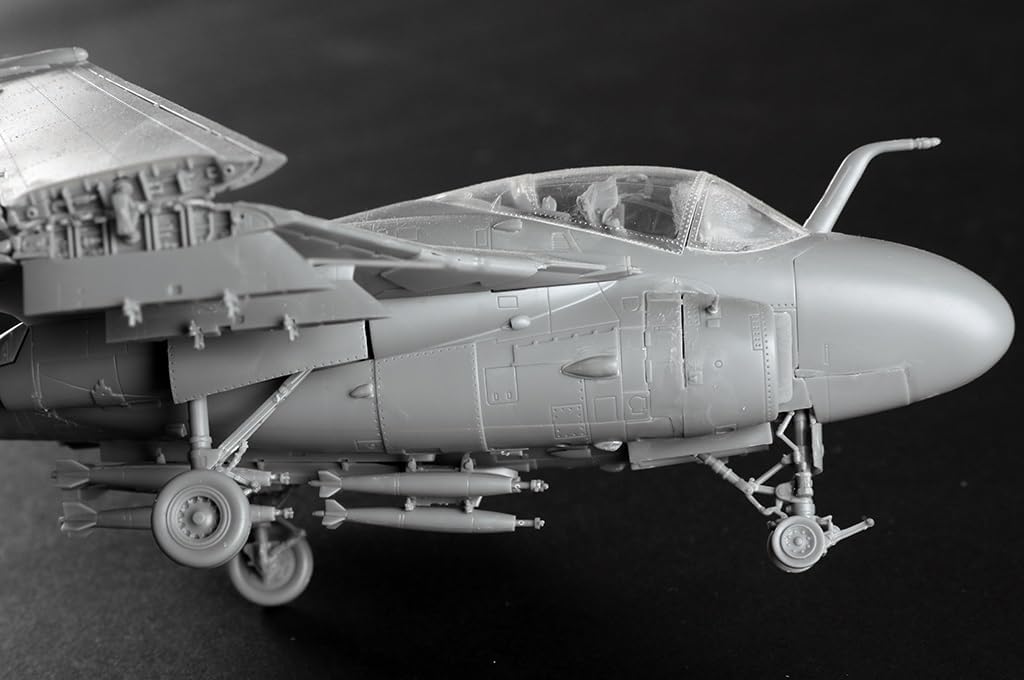 1/72 A6E Intruder Aircraft