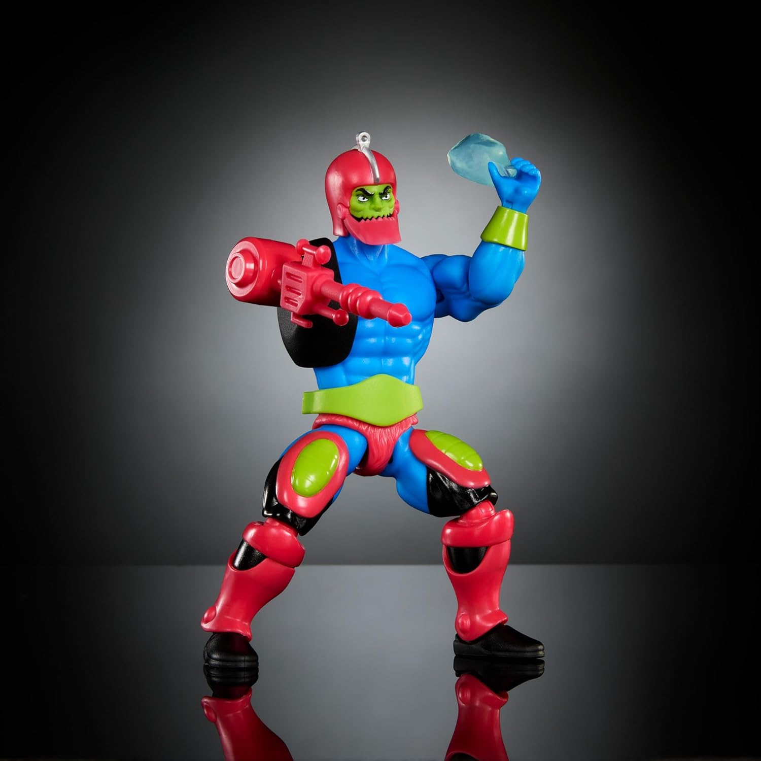 Masters of the Universe Origins Action Figure Trap Jaw Collectible, 5.5 Inch MOTU Popular Villain Toy with 16 Posable Joints & Accessories, HYD41