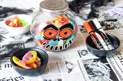 uni-ball PWE-5M Liquid Chalk Pens. Multi-Purpose Wipeable Coloured Markers for Blackboards, Chalkboards, Whiteboards, Glass, Mirrors, Plastic, Windows, Metal. Medium Tip. 4pc Halloween Set