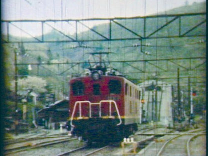 Yomigaeru Sou Tennenshoku No Ressha Tachi 2 Shouwa 30 Nendai No Kokutets (Railroad) - (Italian Import)