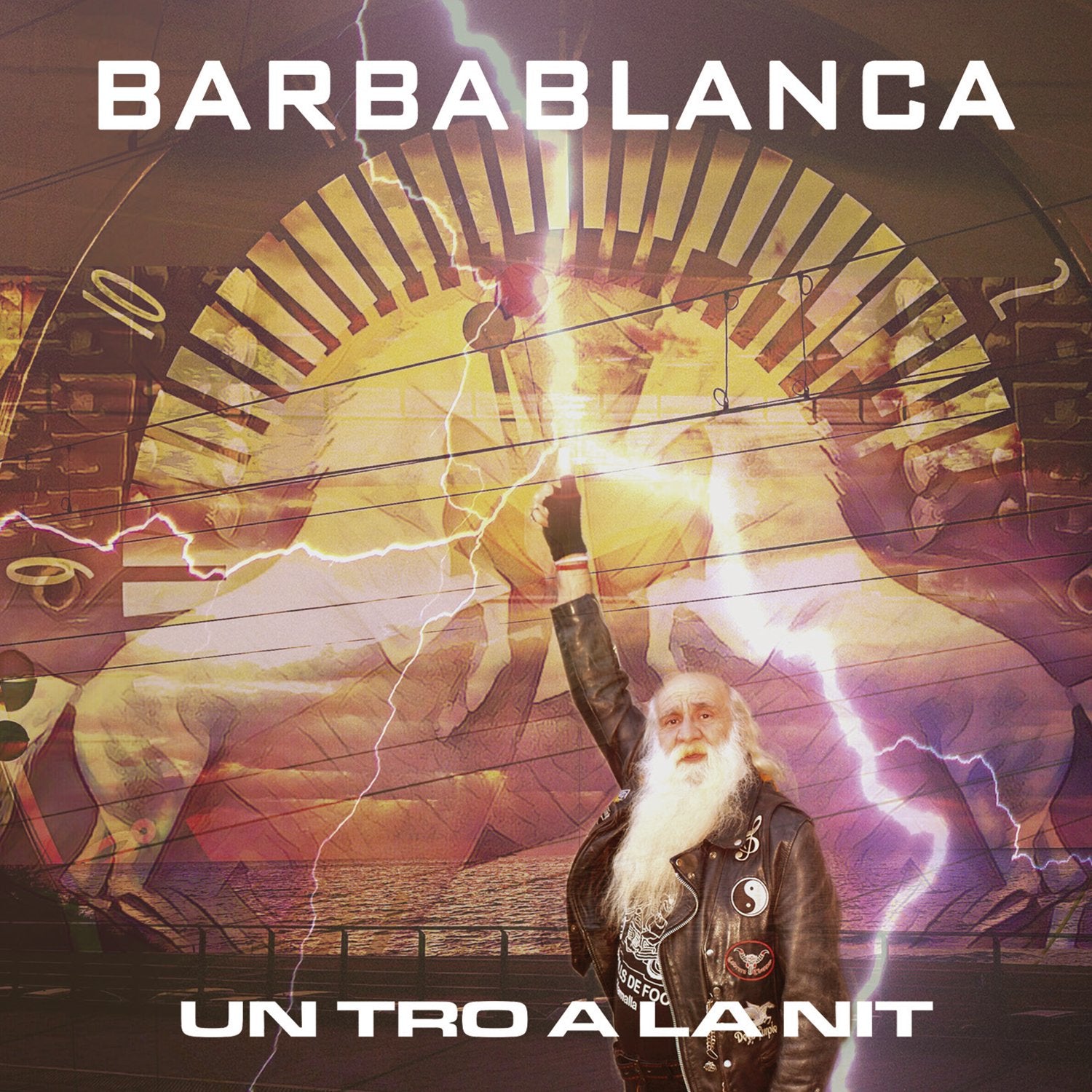 UN TRO A LA NIT