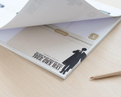 Grupo Erik Wochenplaner Block A4 Kalender Planer Peaky Blinders - Tischplaner A4 - Tischkalender ohne Datum - Schreibtischunterlage Papier