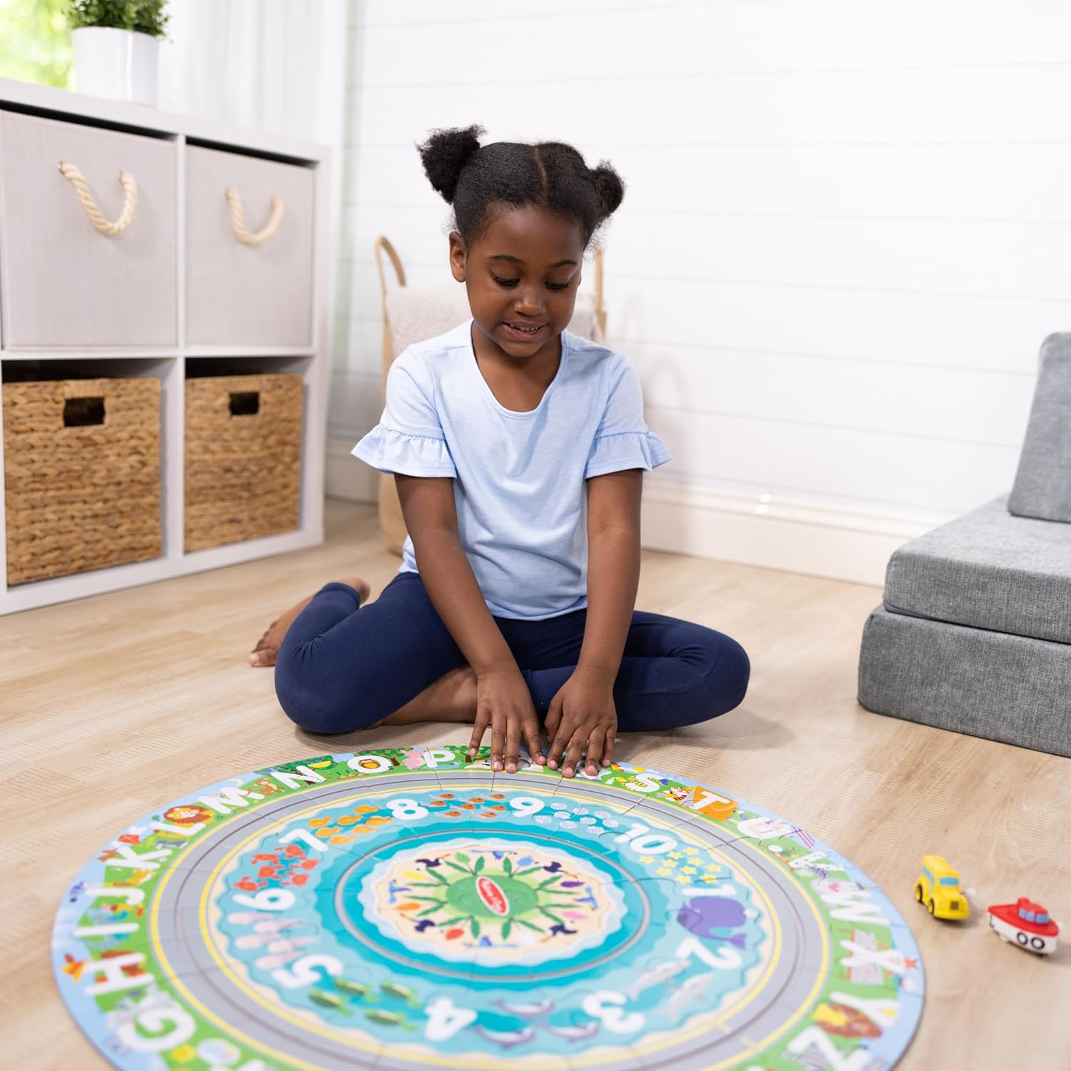 Melissa & Doug Bodenpuzzle Schienen rund um die Küste aus Karton und aufziehbare Fahrzeuge – 48 Teile, für Jungen und Mädchen ab 3 Jahren