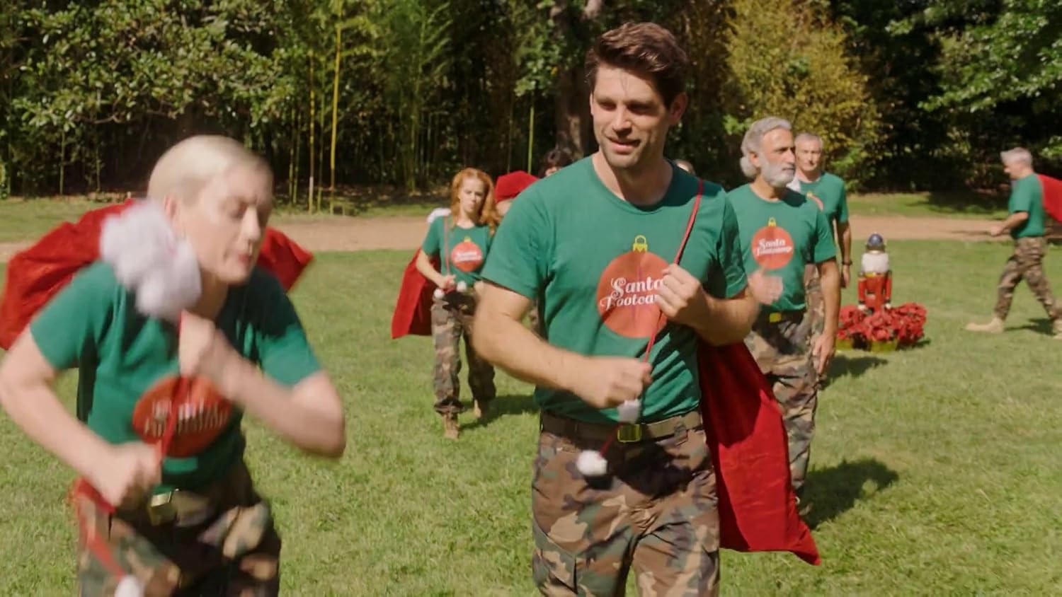 SANTA BOOTCAMP - TRAINING FUR EIN PERFEKTES FEST - SANTA BOOTCAMP - TRAINING FUR EIN PERFEKTES FEST
