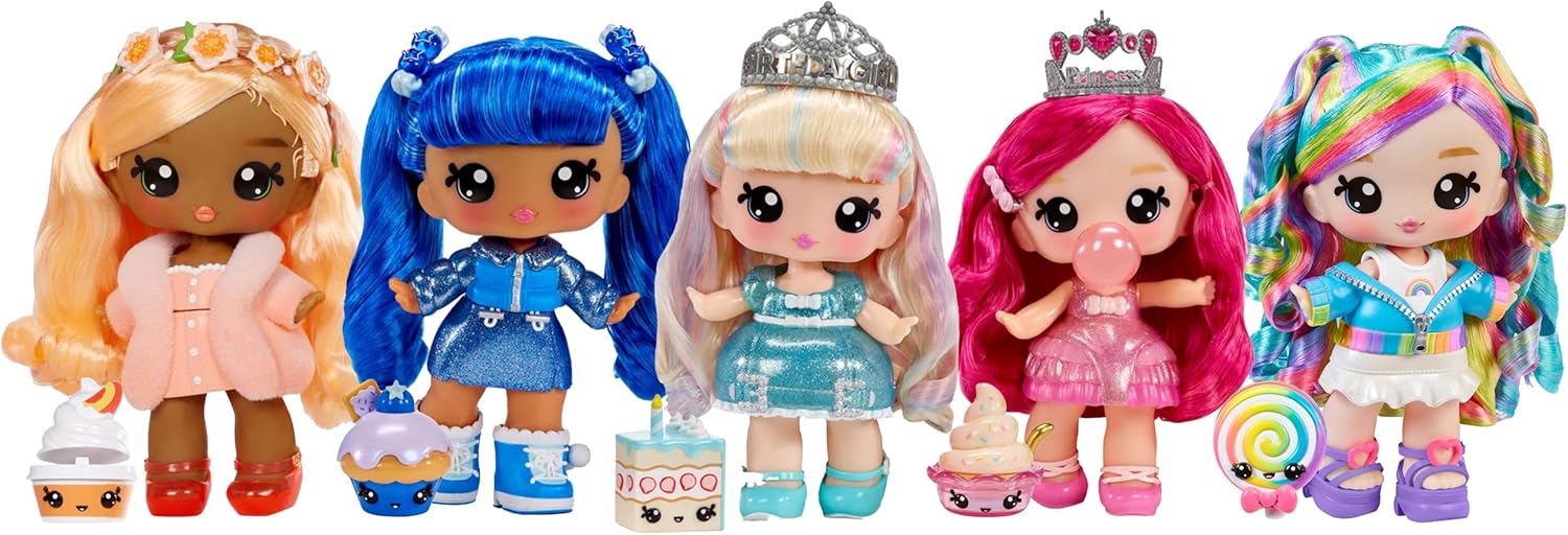 YUMMILAND Grote Pop en Num Nom Lipgloss Huisdier - Piper Peach en Swirlyboo - Geurende Karakterpop met DIY Lipgloss Set - Geschikt voor Kinderen Vanaf 4 Jaar