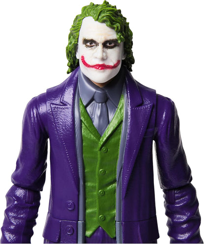 DC Comics The Dark Knight - The Joker Actionfigur bekannt aus der legendären The Dark Knight Trilogie in 30cm. Ab 3 Jahren