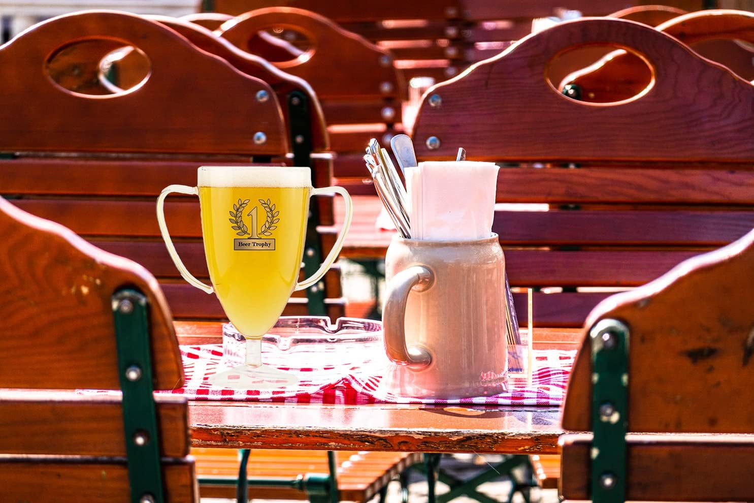 Winkee - Mug - Beer Trophy