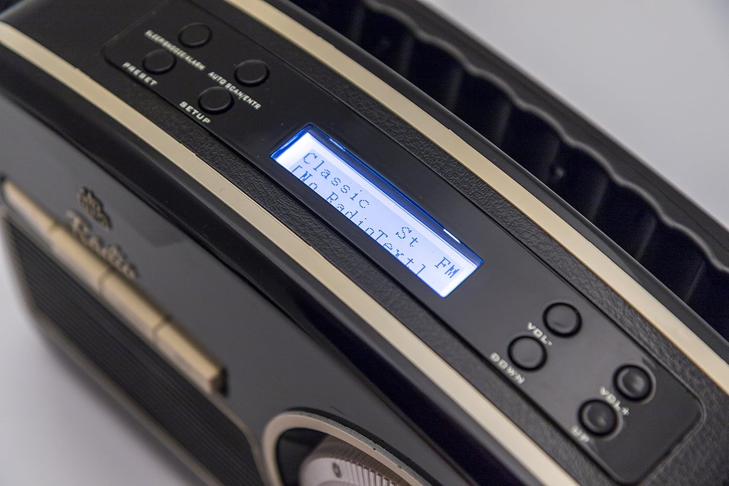 Gpo Rydelldabbla: Retro Portable Fm And Dab+ Radio With Retro Dial Face