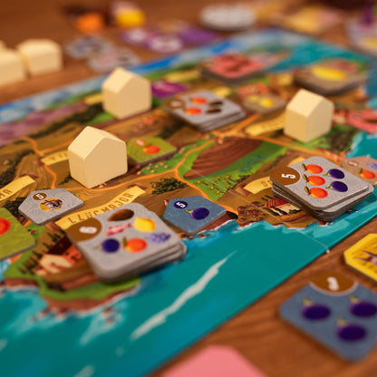 Pandasaurus | Finca | Board Game | Ages 10+ | 2-5 Players | 45 Minutes Playing Time