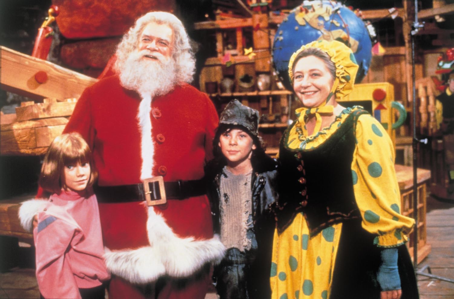 Santa Claus: The Movie   (English audio. English subtitles