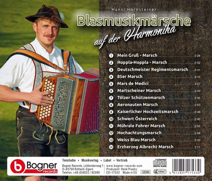 Blasmusikmärsche auf der Harmonika