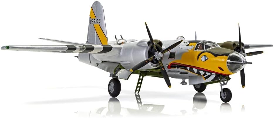 Airfix - 1/72 Handley Page Hampden (11/24) *