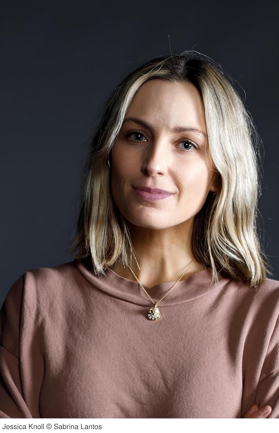 Bright Young Women: Roman | »Geschickt konstruiert, psychologisch scharfsinnig und umwerfend geschrieben.« THE SUNDAY TIMES