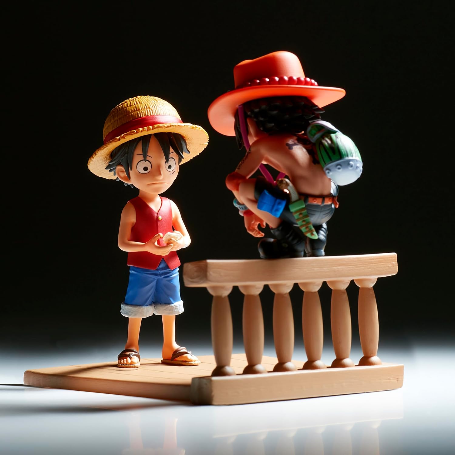 Banpresto Figura d'azione Monkey D. Luffy & Portgas D. Ace One Piece - World Collectable Log Stories 8 cm, Multicolore BP89475P