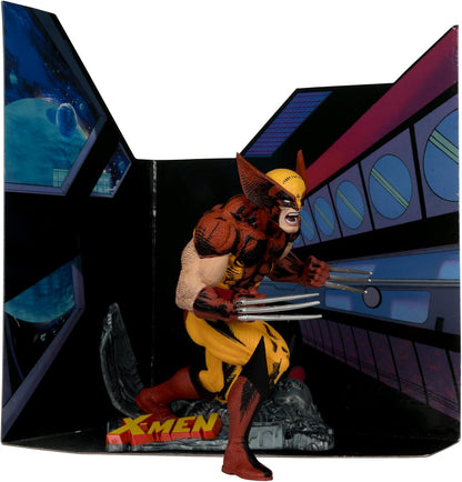 McFarlane Marvel Wolverine 1:10th Scale Posed Figure with Scene (X-Men #1) Toys