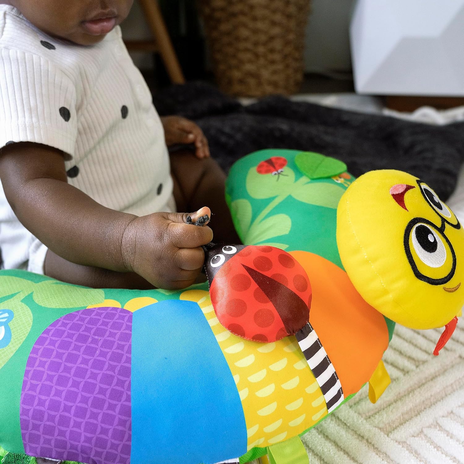 Baby Einstein, Cojn de Actividades para el Tiempo Boca Abajo Cal-a-Pillow, multisensorial, la Oruga Cal, Desde recin Nacidos
