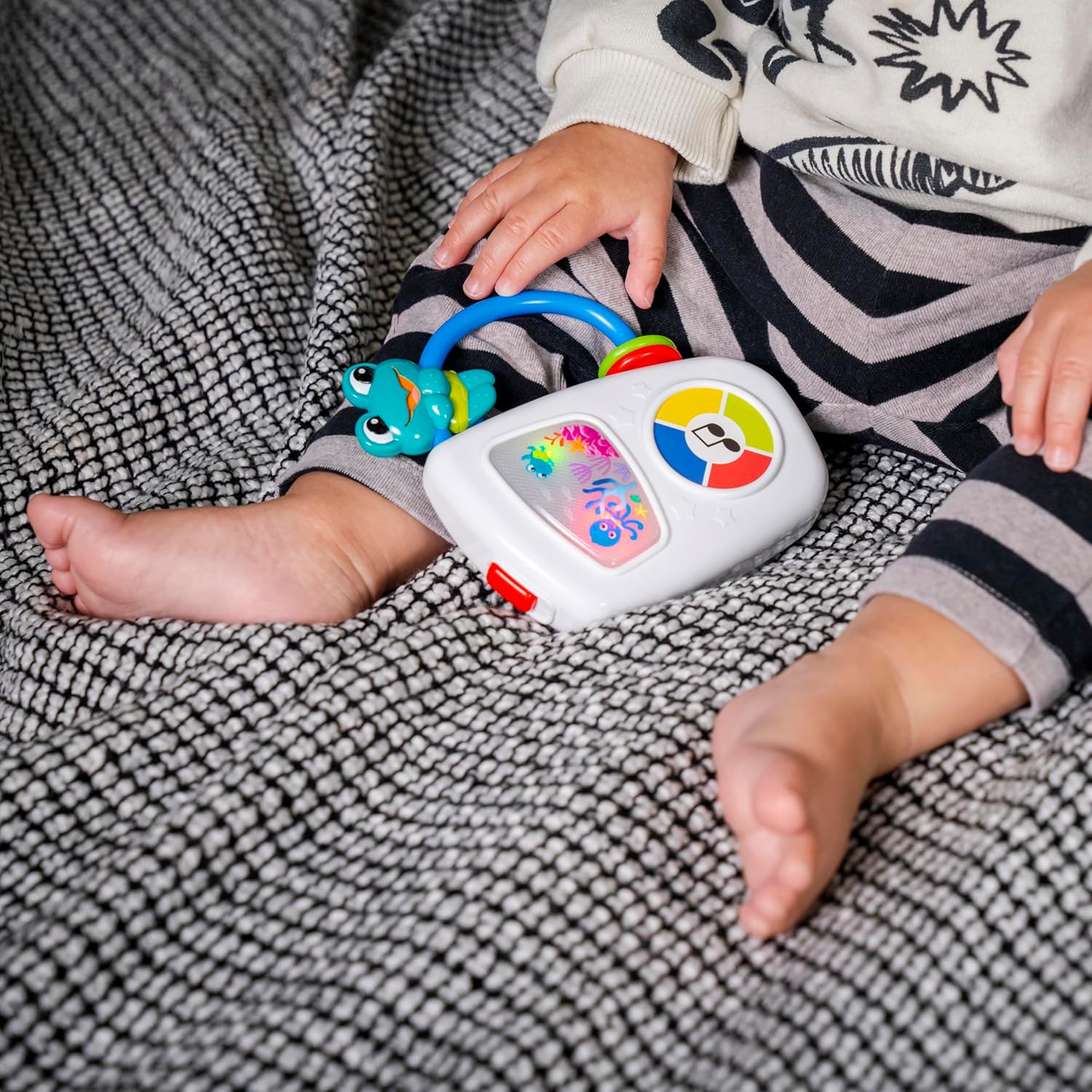 Baby Einstein, Juguete Musical y Luminoso Maritime Melodies de la coleccin Ocean Explorers, para Edades a Partir de Tres Meses