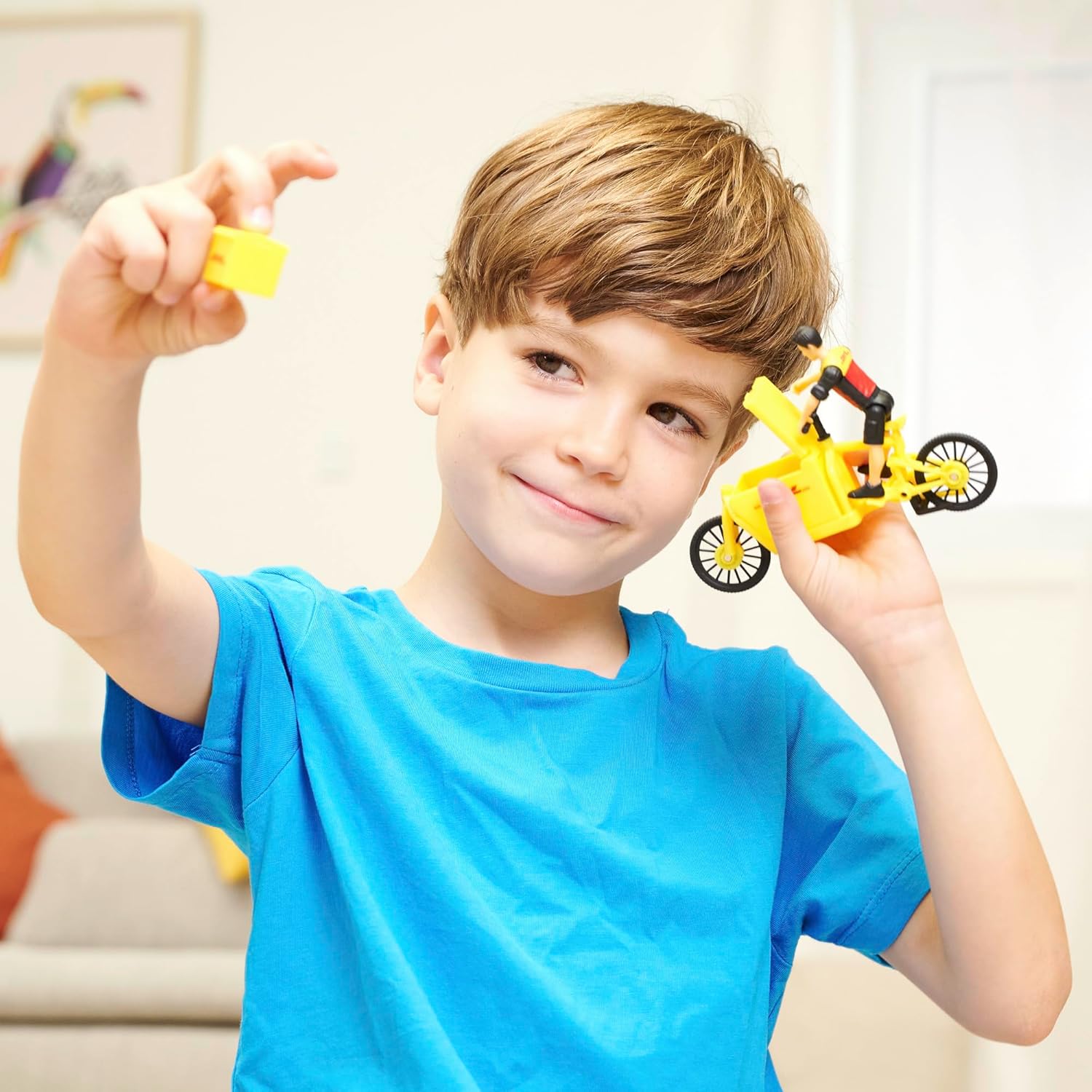 Dickie Toys: Dhl Delivery Set Cm.25 Con Personaggio E Accessori