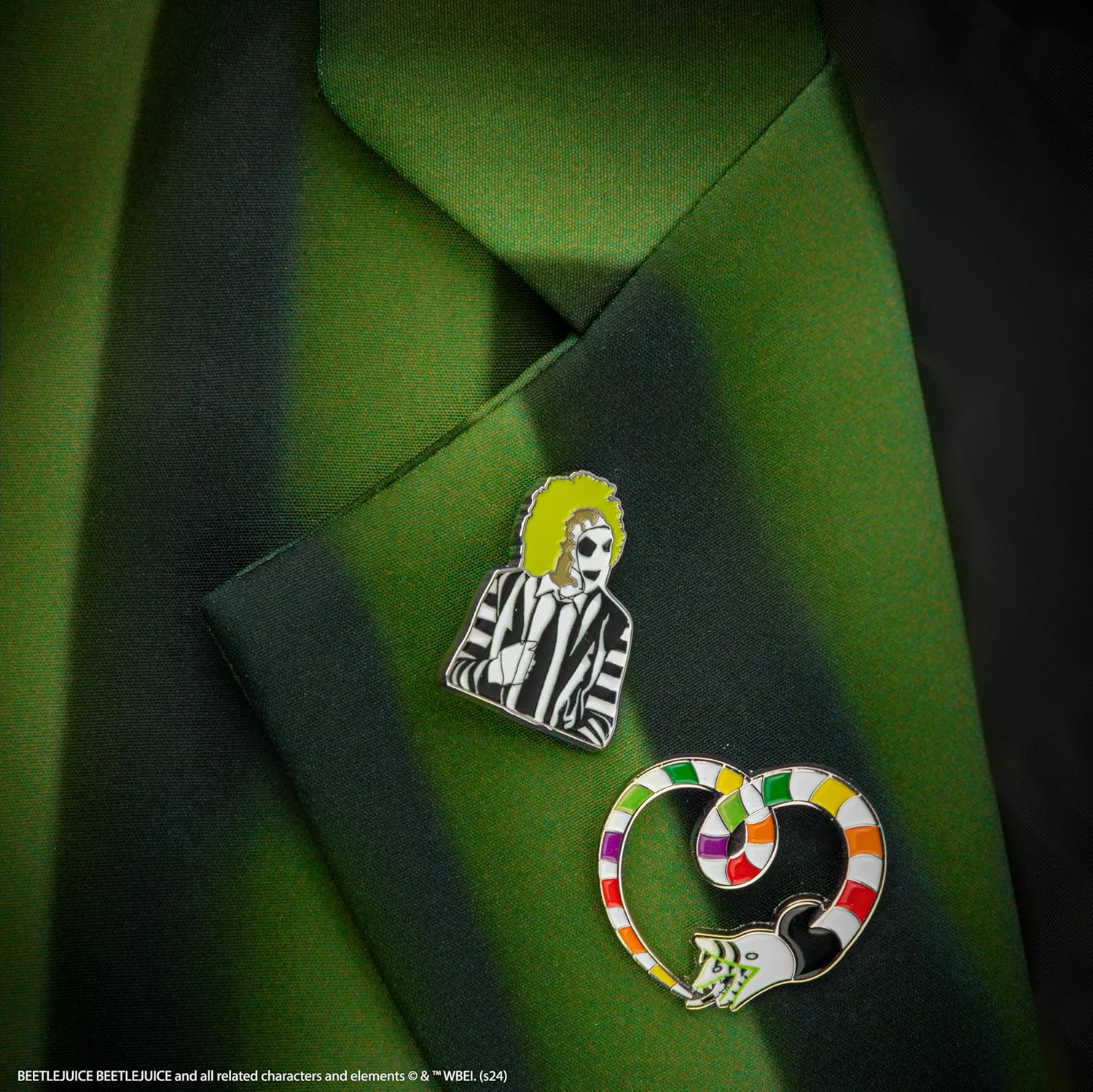 Cinereplicas Beetlejuice – Set of 2 Beetlejuice and Sandworm Pins – 3 cm – Officially Licensed, 100% Zinc Alloy