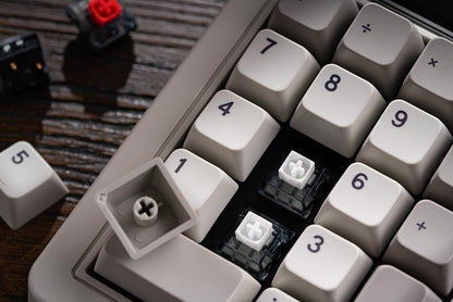 8BitDo Retro 18 Mechanical Numpad, Supports Calculator Mode, Bluetooth/2.4G/Wired Numpad for Windows and Android
