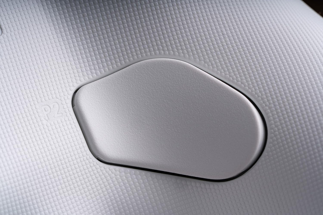 8Bitdo Pro 2 Wired Controller for Xbox, Hall Effect Joystick Update, 3.5mm Audio Jack, Compatible with Xbox Series X|S, Xbox One, Windows 10/11 - Officially Licensed (White