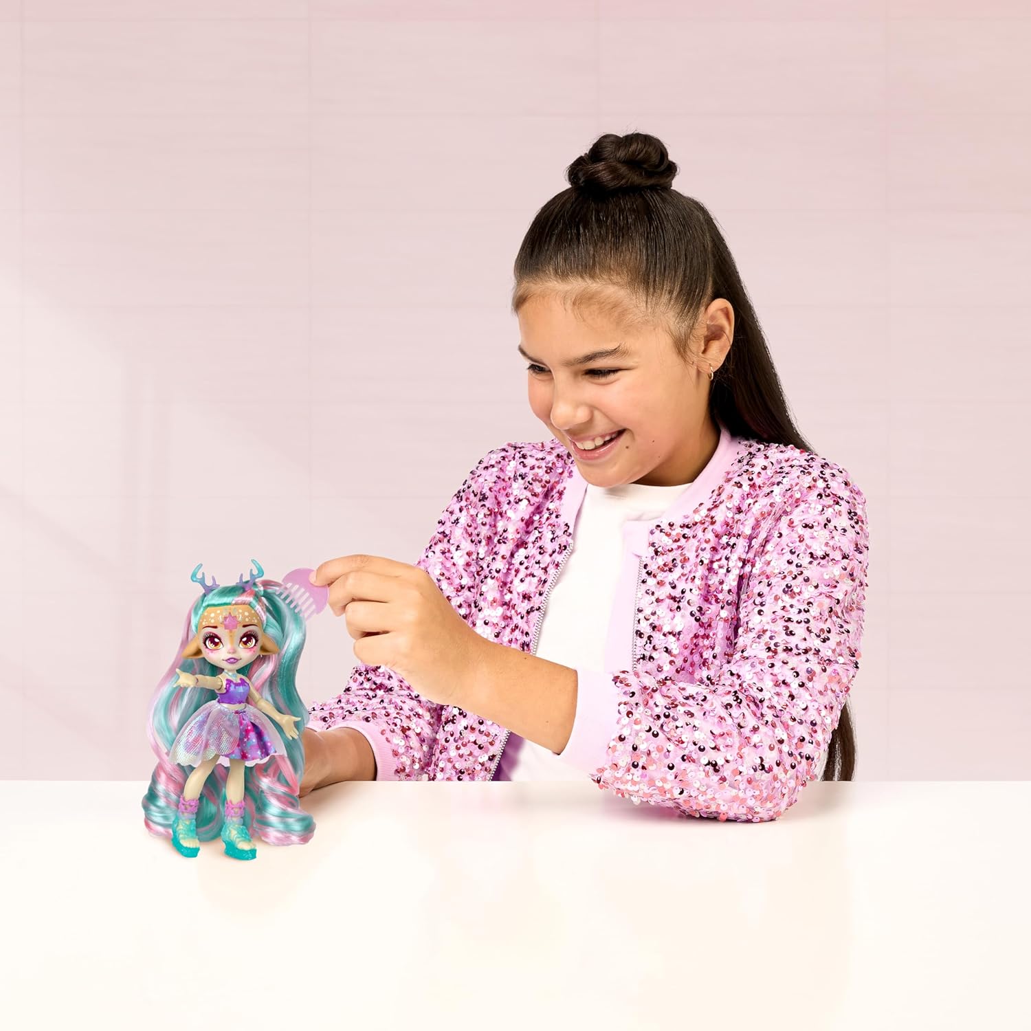 Magic Mixies - Pixlings Deluxe Pack Deerlee the Deer Pixling Now With Shimmer Reveal! Create And Mix A Magic Potion That Magically Reveals A Beautiful 6.5" Pixling Doll
