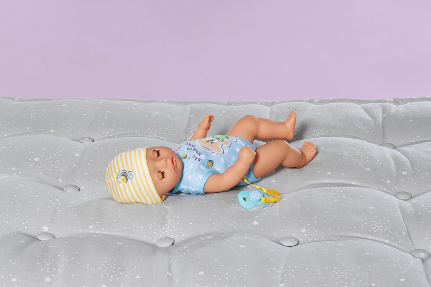 BABY born Little Magic Boy 834602-36cm Doll with 7 Lifelike Functions and Accessories - No Batteries Required - Suitable for Children from 1 Years Old, Weiß
