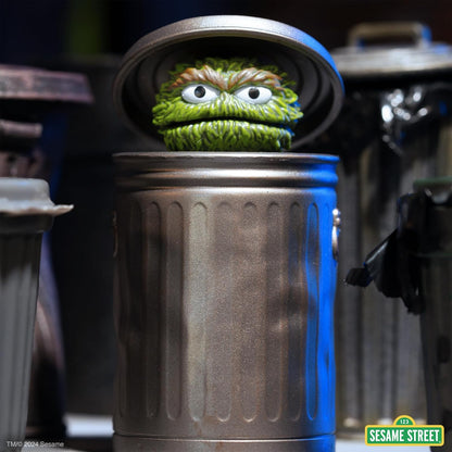 Sesame Street Oscar The Grouch 3 3/4-Inch Reaction Figure