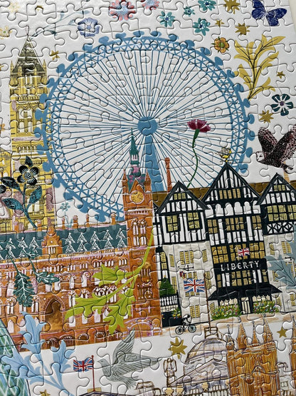 London Skyline | 1000 Piece Jigsaw Puzzle | Britain Jigsaw Puzzle| Sustainable Jigsaw Puzzle for Adults | Premium 100% Recycled Board | Great Gift for Adults | Gibsons Games