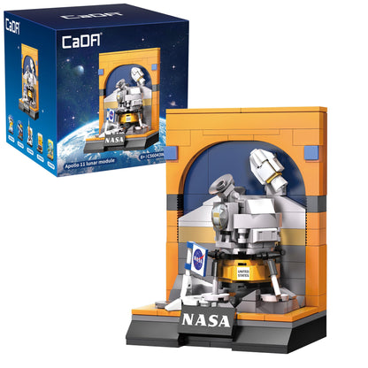 CaDA NASA Apollo 11 Lunar Module - 206 Piece Brick Model Kit C56043W | A fun space exploration display scene