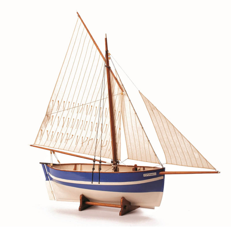 Billing Boats Esperance Holzrumpf, Maßstab 1:30