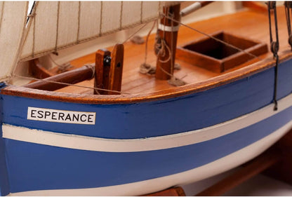 Billing Boats Esperance Holzrumpf, Maßstab 1:30