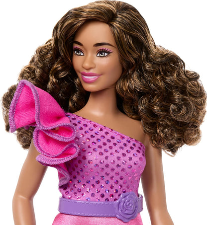Barbie Fashionistas Pop #225, Type met Lichaamsrondingen en Bruin Haar, Roze, Glinsterende Jurk en Accessoires, 65ste Verjaardag Verzamelbare Modepop, HRH22