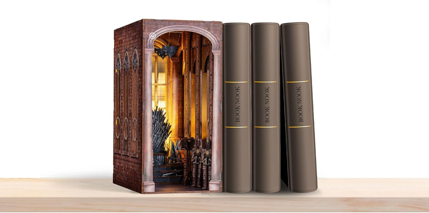 Revell Modellbausatz Tiny Adventures, Iron Throne, 3D Miniaturhaus, DIY Book Nook Holz Puzzle, Handgefertigtes Geschenk für Iron Throne Fans