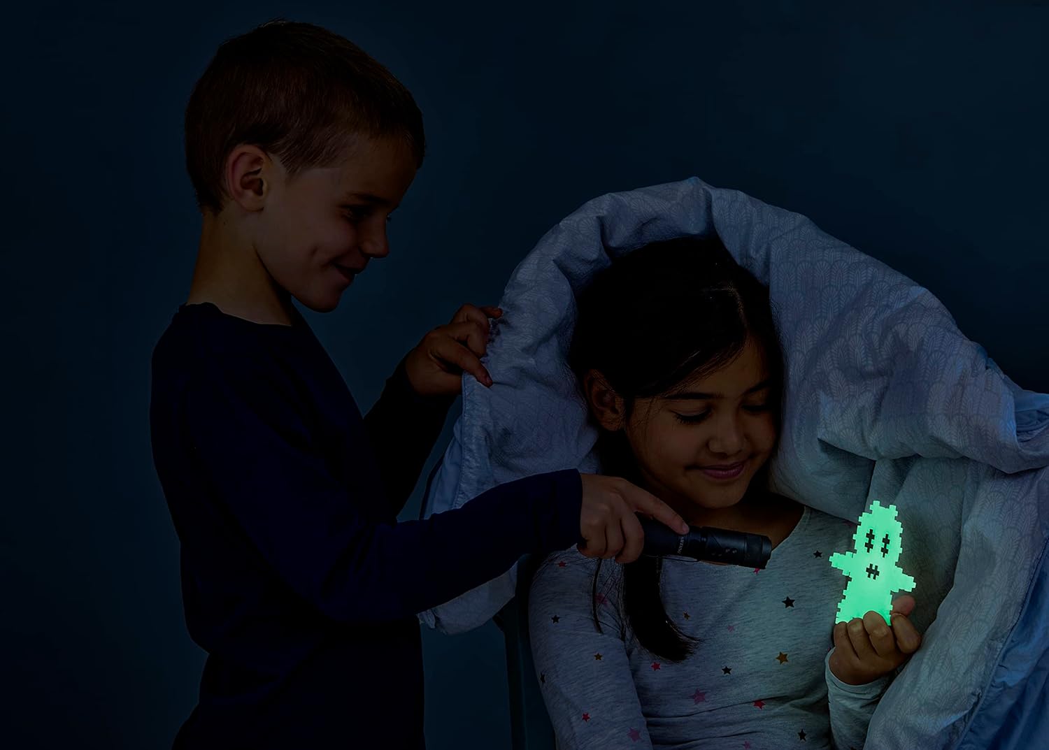 PLUS PLUS Building Blocks Toy - 600 pc Kids Construction Toys, Creative Learning Resources and STEM Play for Home and Travel - Girls and Boys Toys Age 5 Plus - Glow in the Dark 600 Pieces