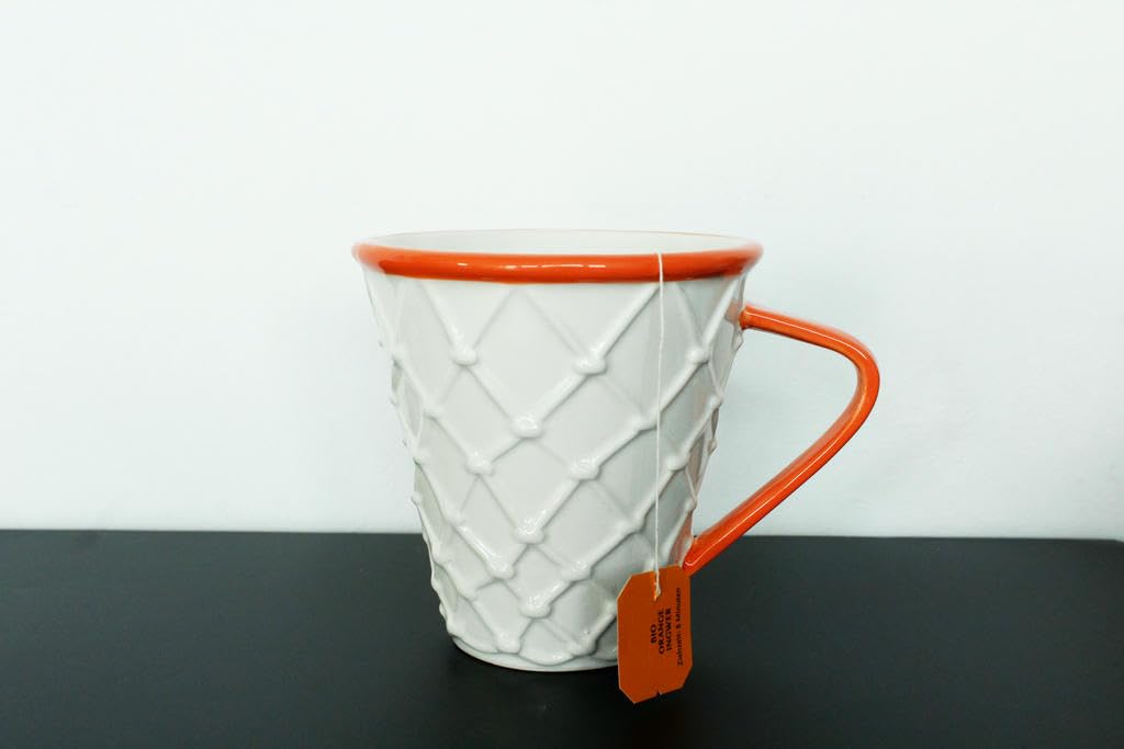 Winkee - Basketball Mug
