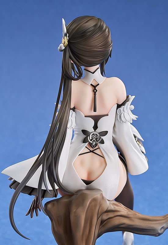 GOOD SMILE COMPANY Chen Hai Statue 22 cm Azur Lane 1/7 Scale